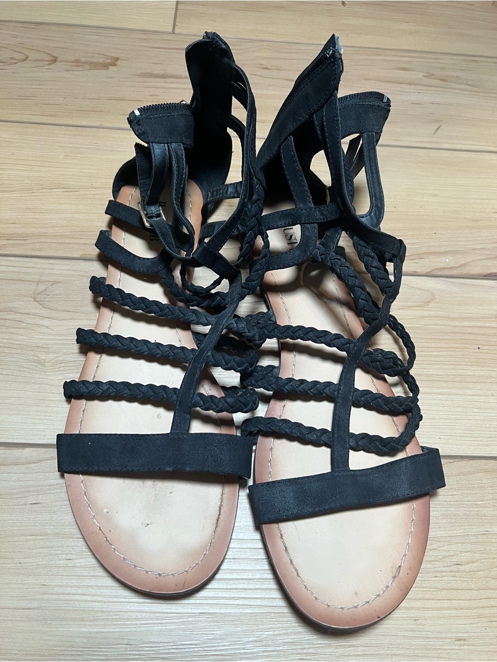 🎉5/$25 Black Strappy Sandals